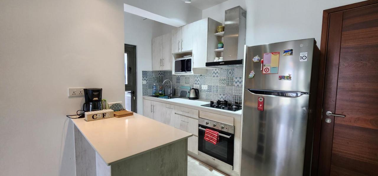Apartment Sandstone Luxury 2 Bedroom With Lift And Common Pool