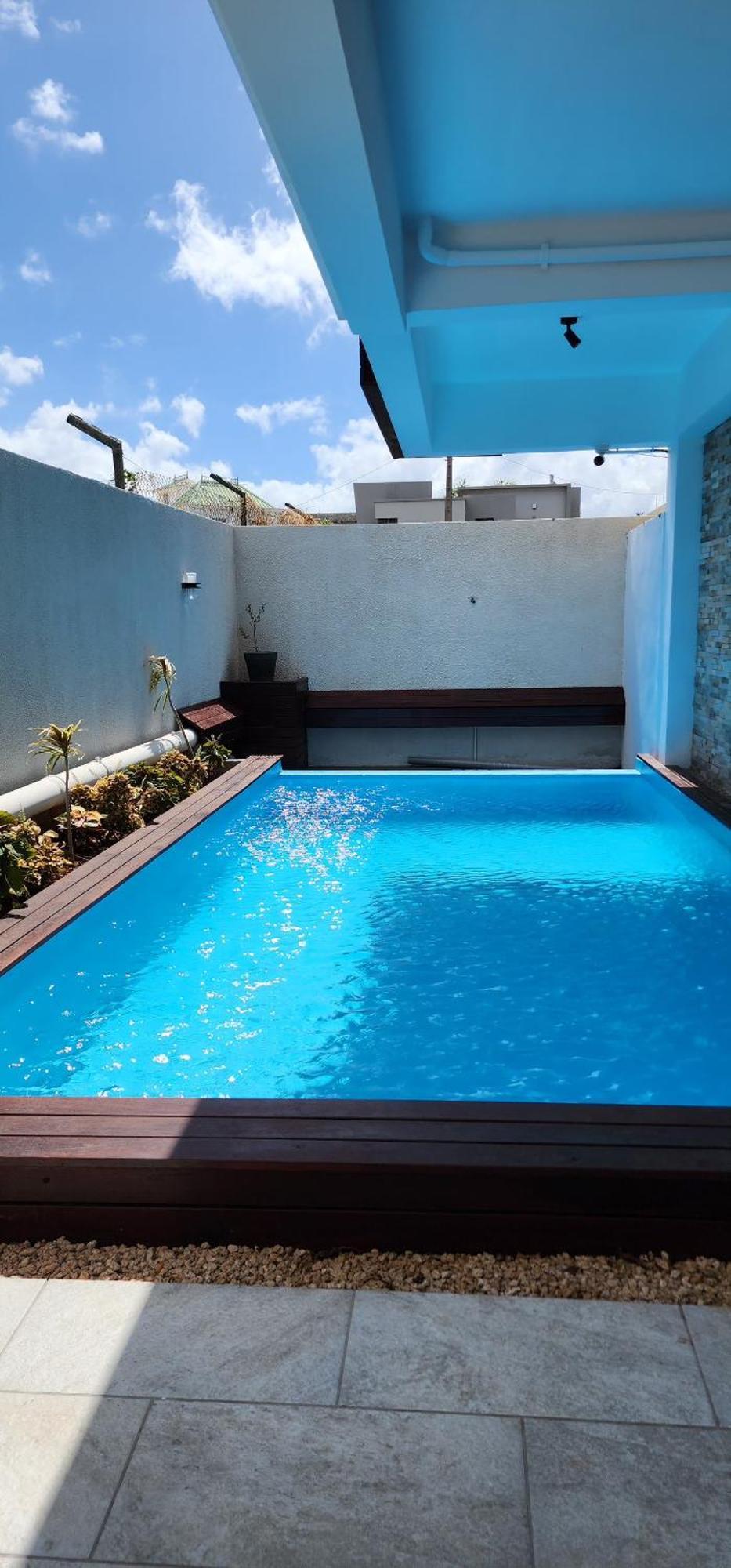 Sandstone Luxury 2 Bedroom With Lift And Common Pool *