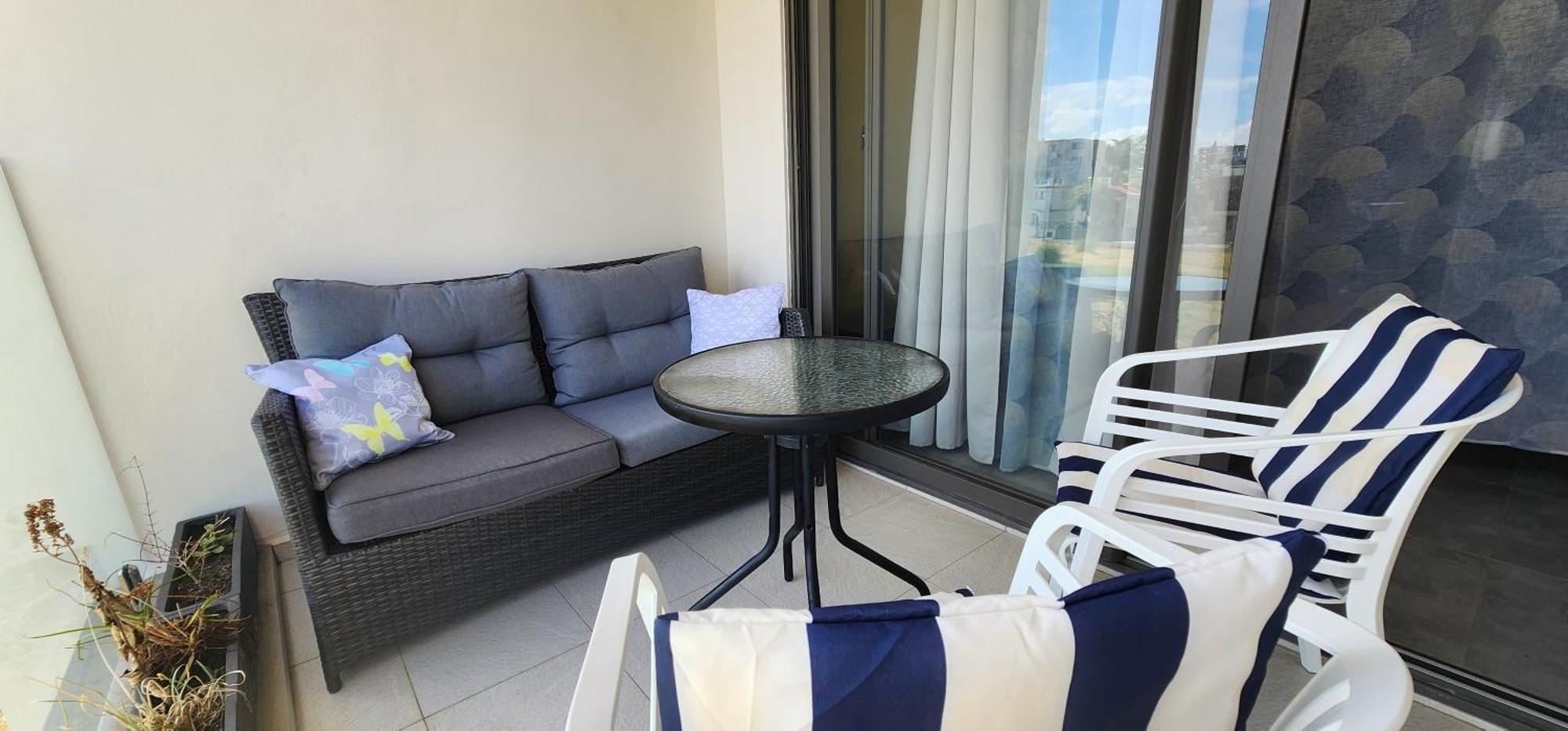 Sandstone Luxury 2 Bedroom With Lift And Common Pool